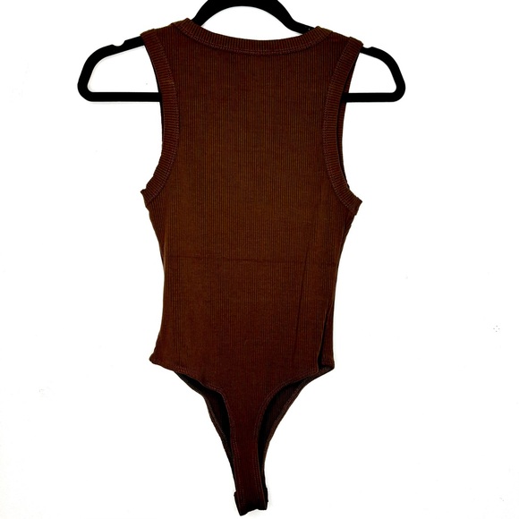 Fashion nova brown bodysuit medium size. - Picture 2 of 4